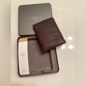 Fossil trifold wallet. NWOT